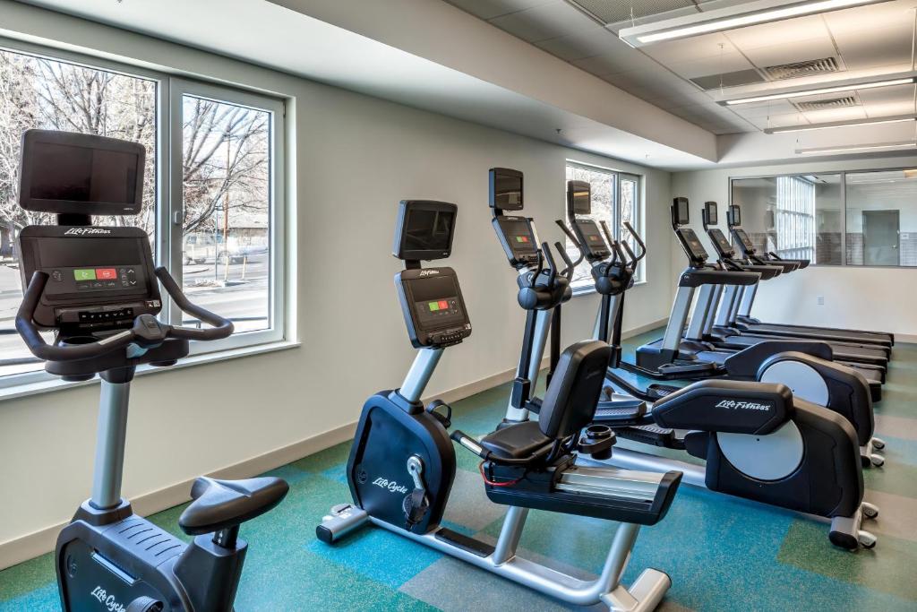 Fitness centrum a/nebo fitness zařízení v ubytování Element Bend