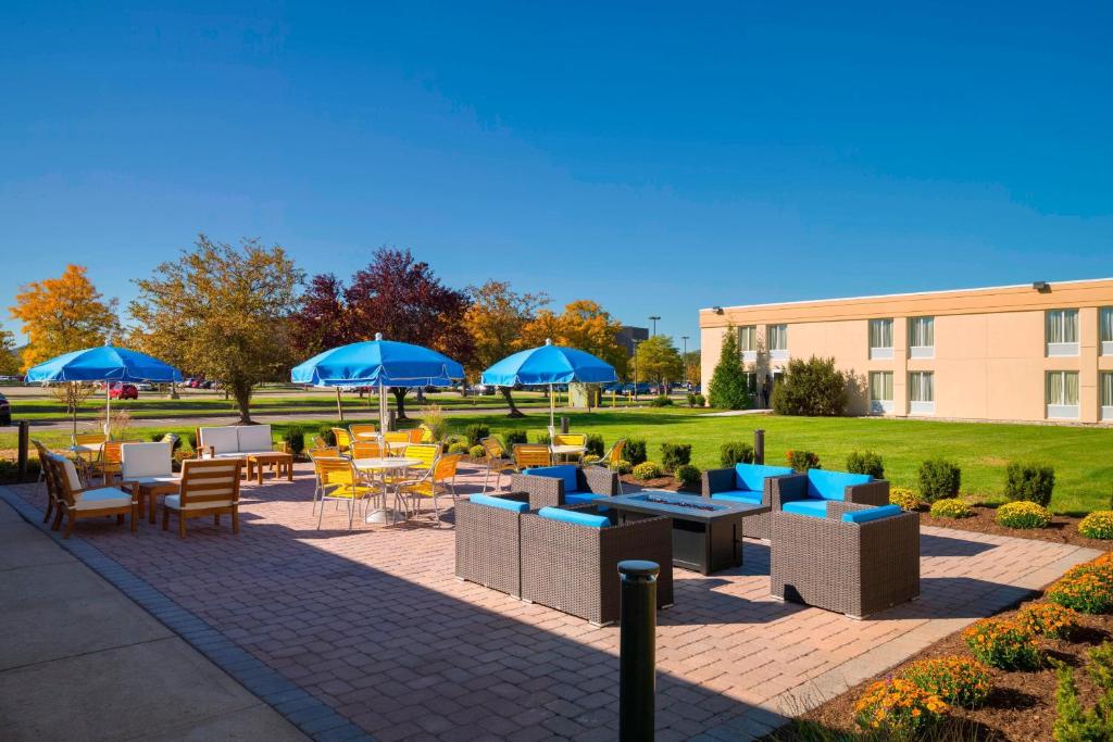 Zahrada ubytování Fairfield Inn & Suites by Marriott Paramus