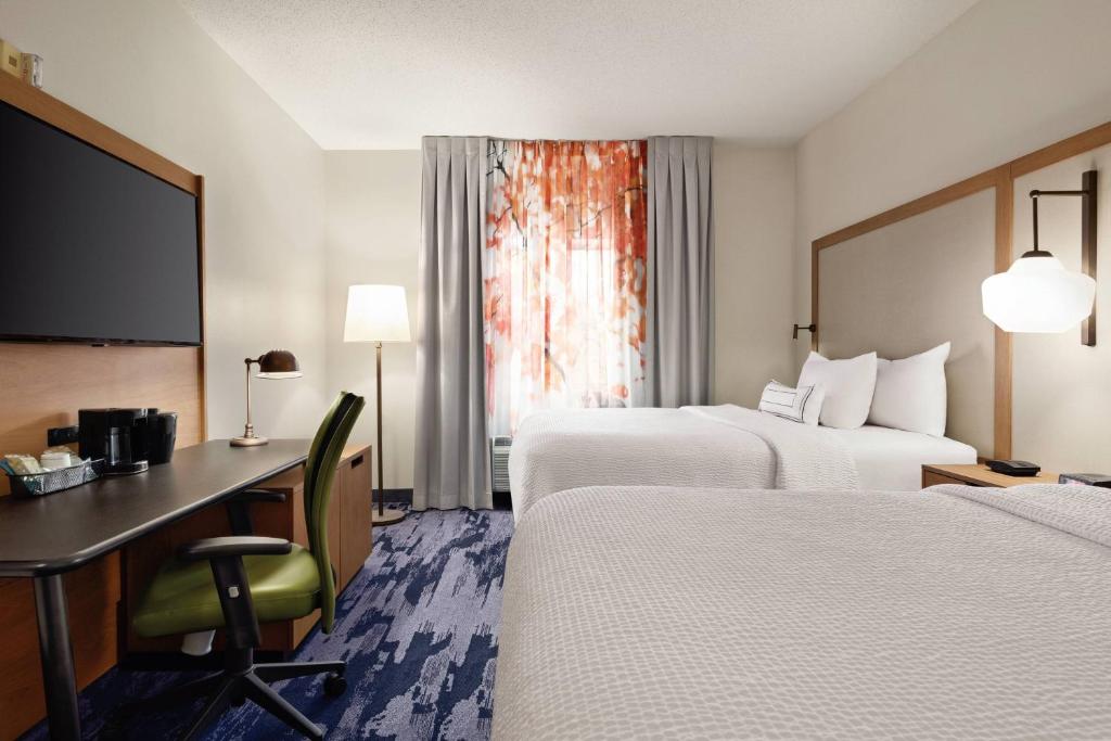 Una cama o camas en una habitación de Fairfield Inn Scranton