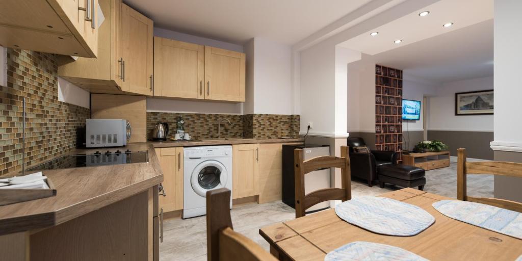 White Home Apartment - Appartement Met één Slaapkamer