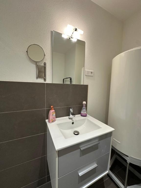 Le 3 - Joli appartement T3 Mulhouse centre, Neuf, calme et tout équipé - stationnement gratuit – photo 31