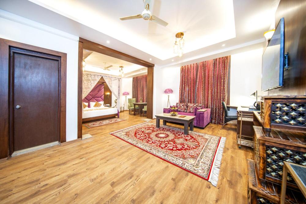 Posezení v ubytování Solar Residency, Srinagar