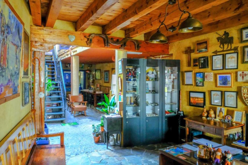 Fotografia z galérie ubytovania DORMERO Albergue San Miguel Hospital de Órbigo v destinácii Hospital de Órbigo