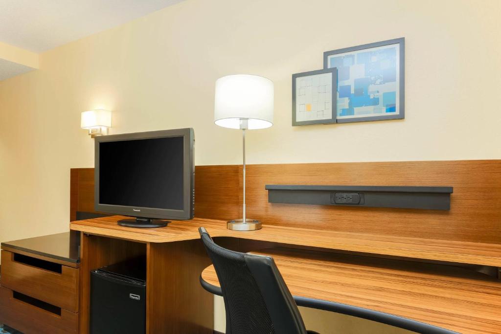 Fairfield Inn and Suites by Marriott Tampa Brandon - Habitación Queen Con Dos Camas Queen