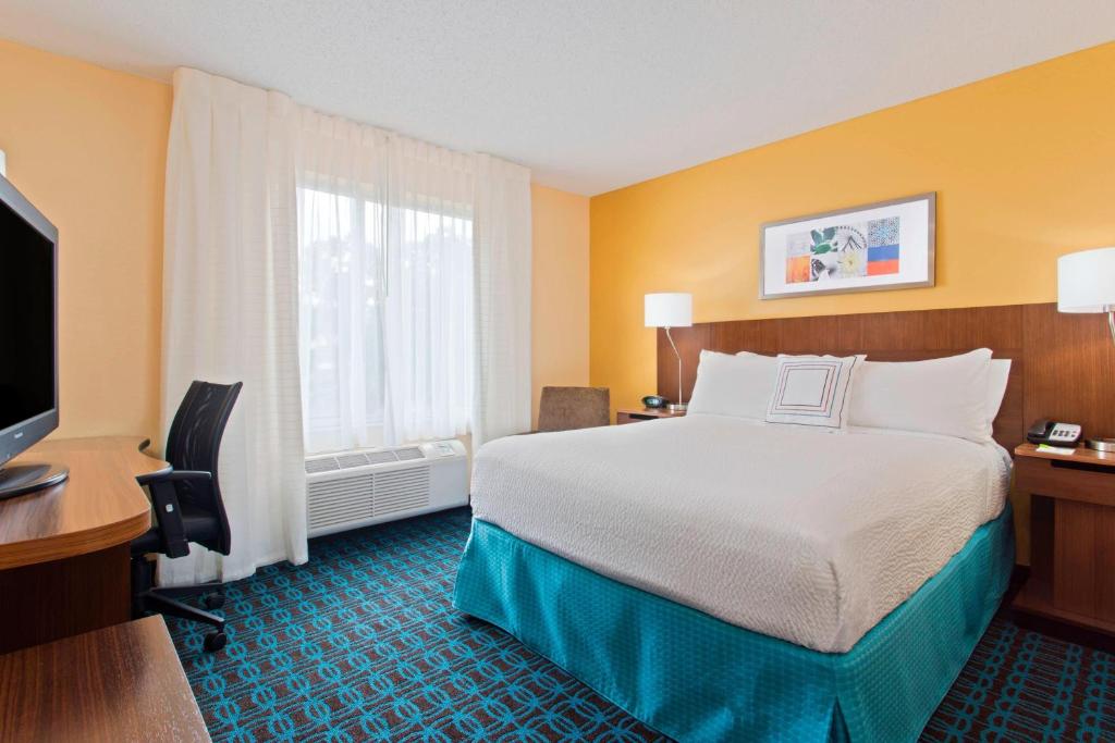 Fairfield Inn and Suites by Marriott Tampa Brandon - Habitación Queen
