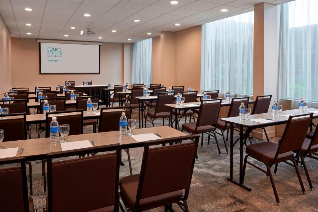 Element Toronto Airport - Resim 44