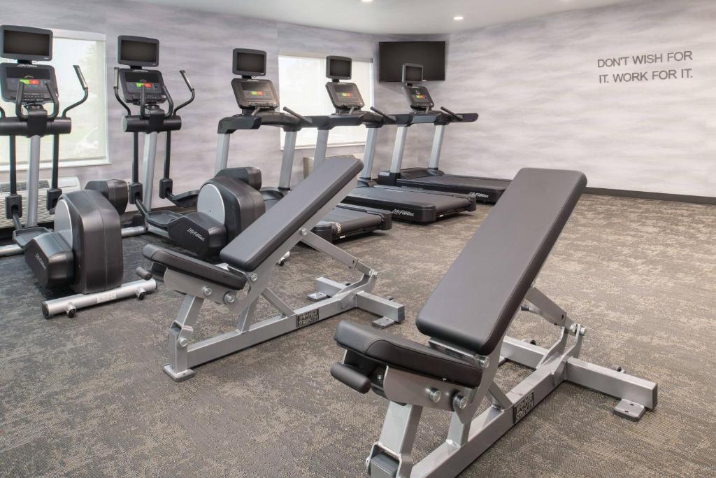 Fitness centrum a/nebo fitness zařízení v ubytování Fairfield Inn Spokane Downtown