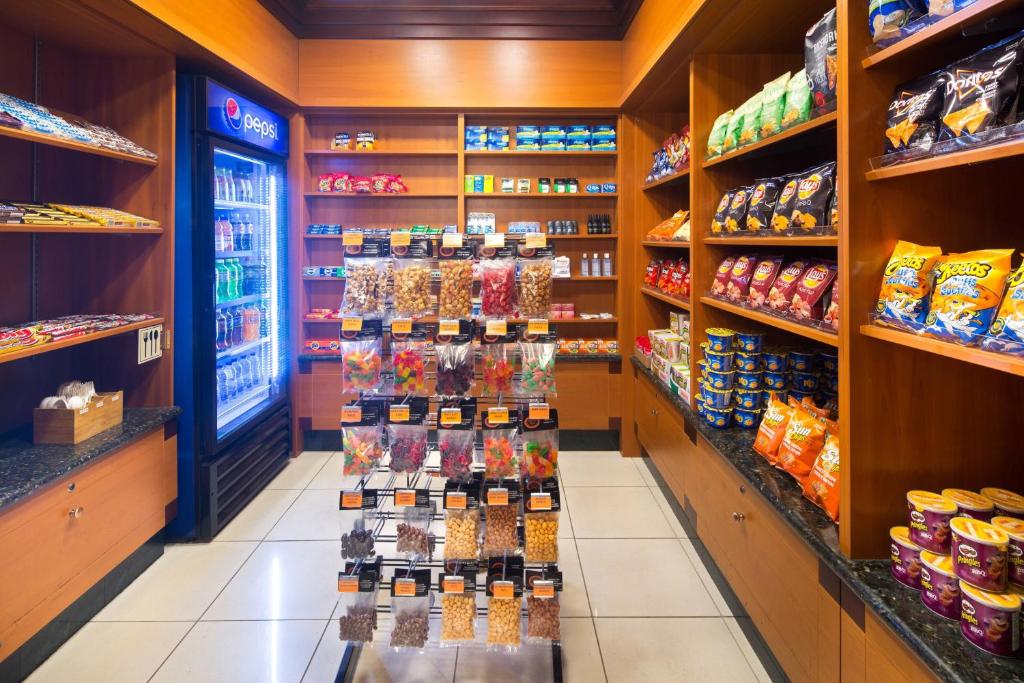 Fairfield Inn & Suites by Marriott Toronto Airport - Resim 27