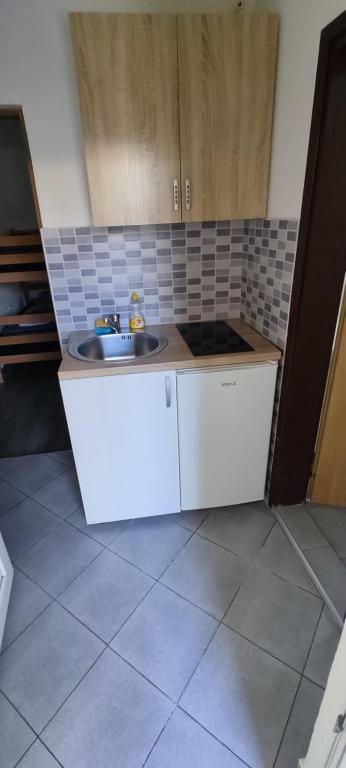 Apartments Ajla - 