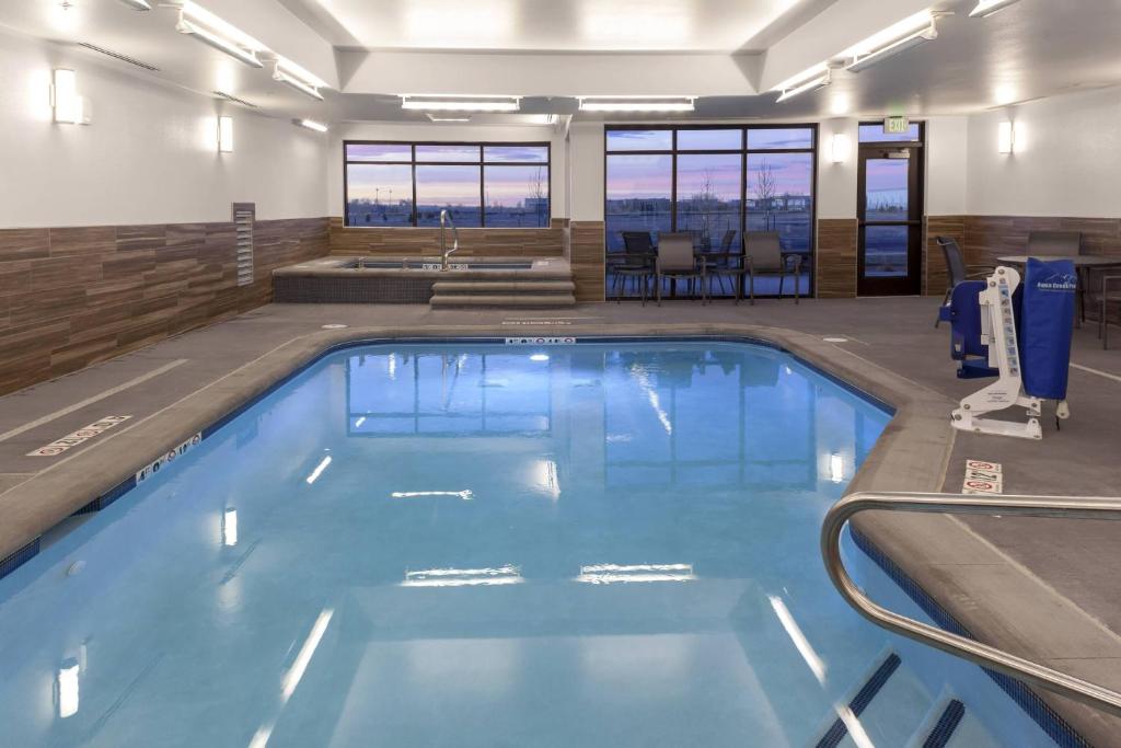Fairfield Inn & Suites by Marriott Fort Collins South photo