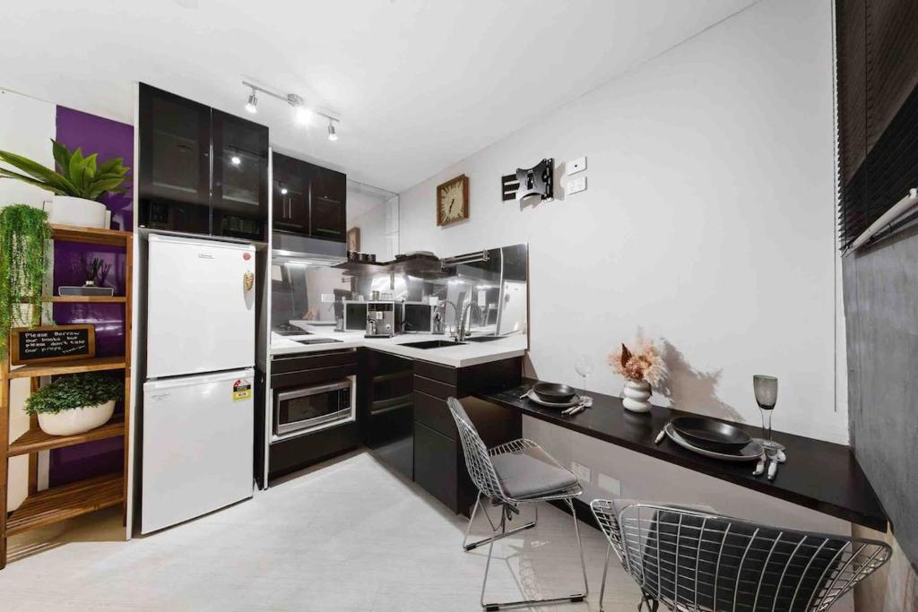 605 Lovely Cosy Private Whole Studio Room Central, Melbourne (tarifs ...