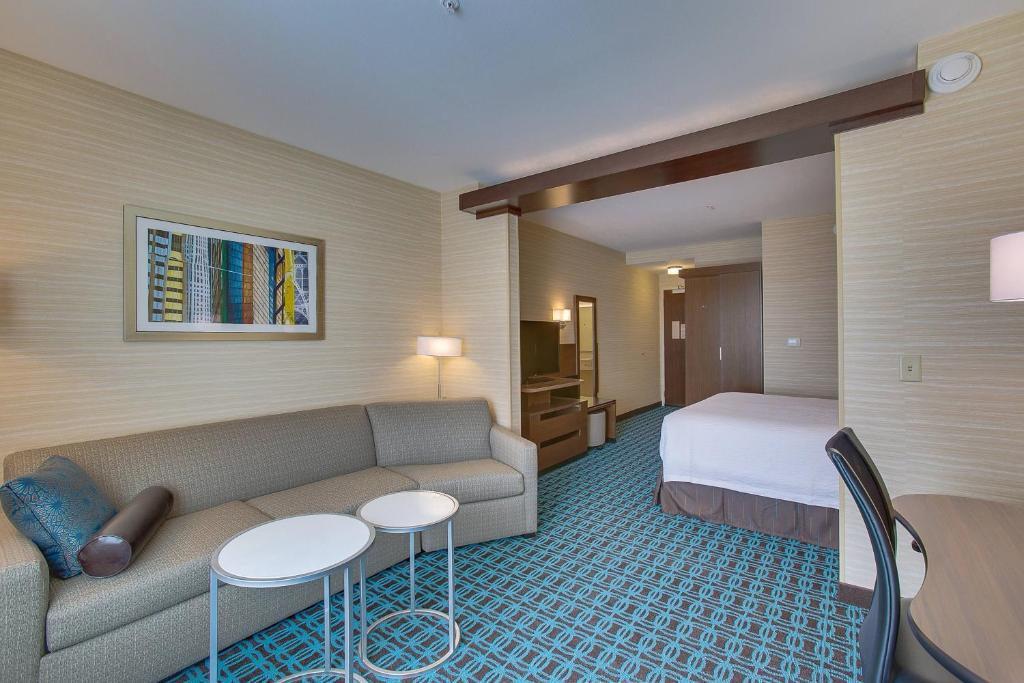 Fairfield Inn & Suites By Marriott Wichita East photo