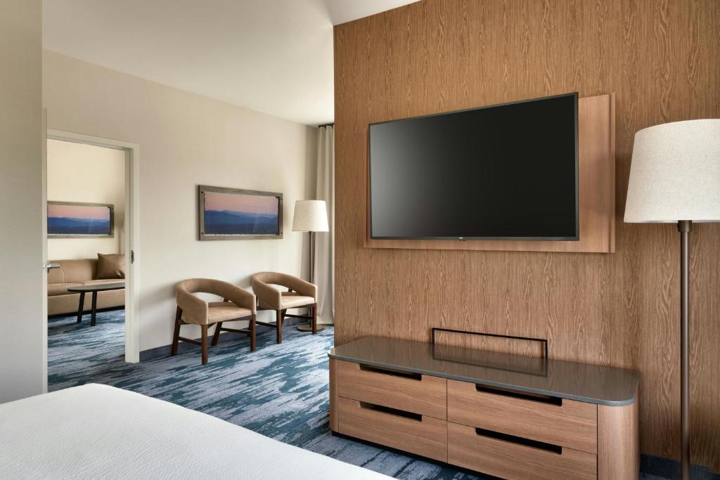 Fairfield by Marriott Inn & Suites Salt Lake City Cottonwood photo