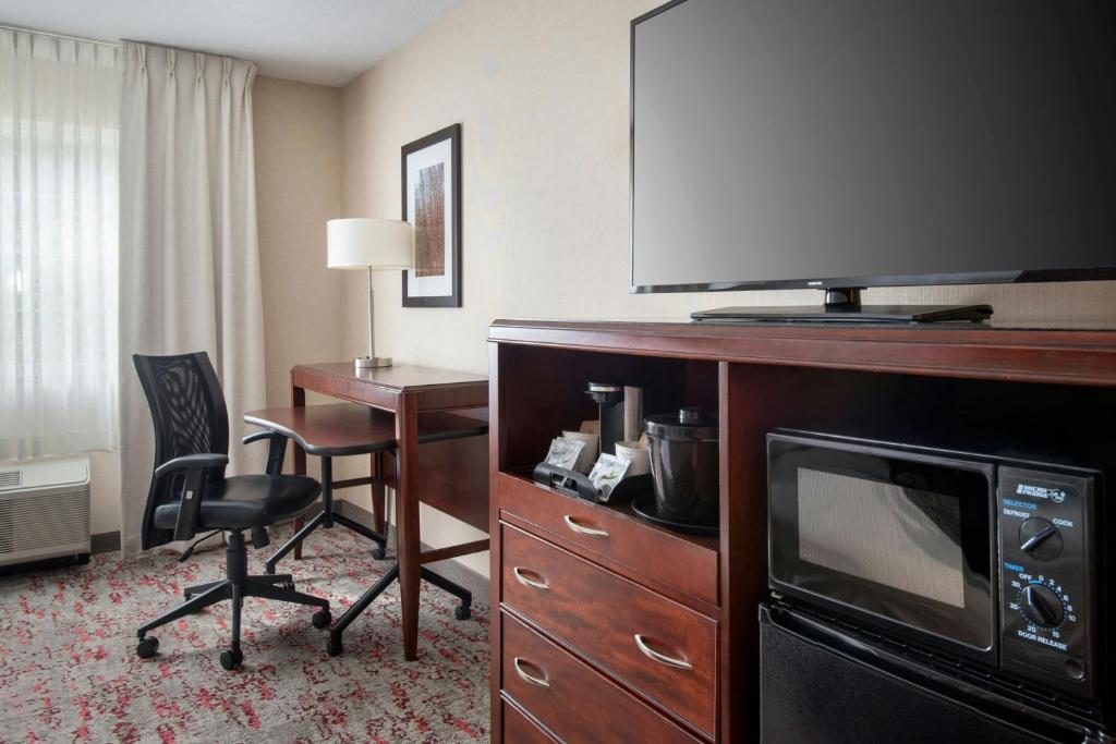 Fairfield Inn & Suites by Marriott Great Barrington Lenox/Berkshires - Habitación King