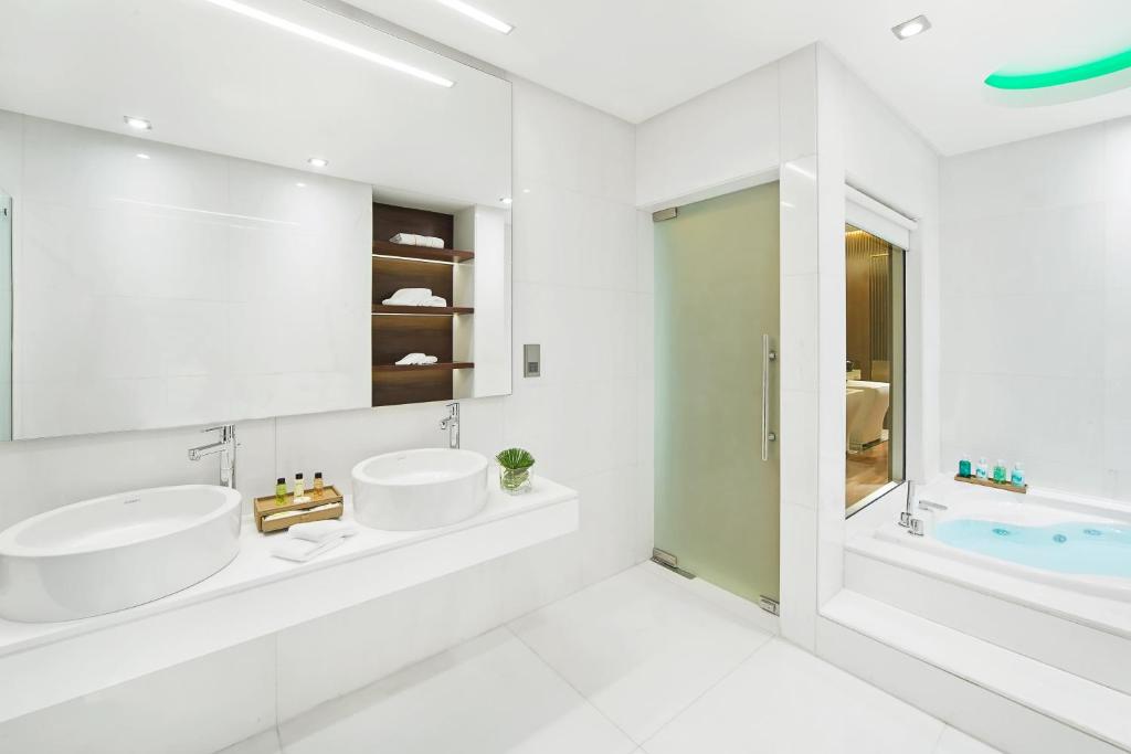 O baie la Four Points by Sheraton Doha