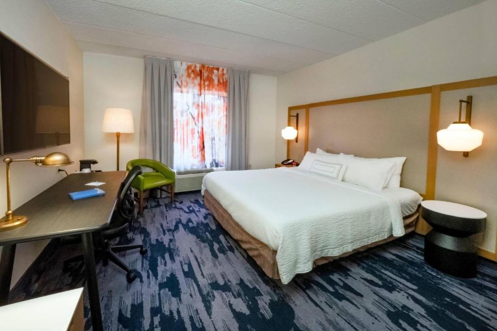 Fairfield Inn by Marriott Hazleton - King Room