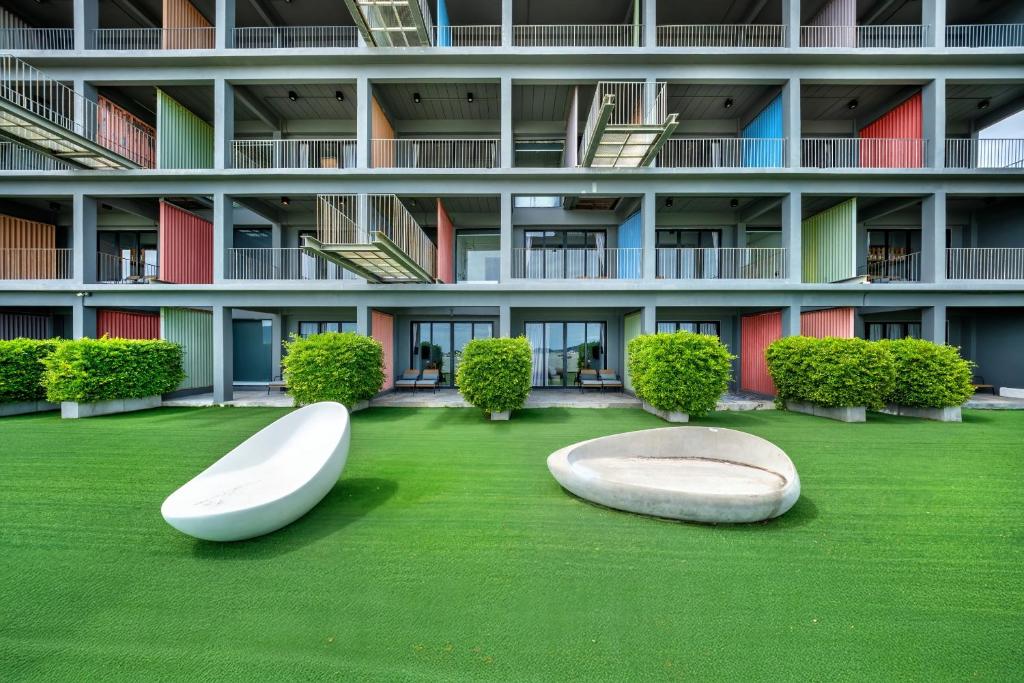 Zahrada ubytování SHIN Arch39 Phuket Beach Front - SHA Plus
