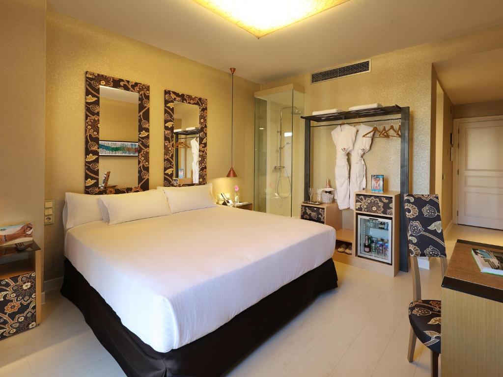 Axel Hotel Barcelona - Adults Only - Resim 17