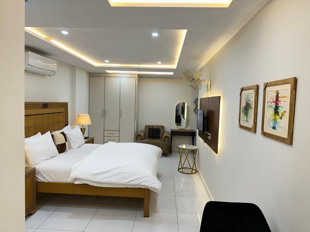 Mukhtar Homes Bahria Town Lahore - Studio Apartment
