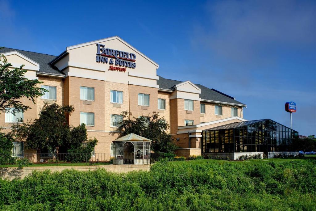 Fairfield Inn & Suites Indianapolis East photo