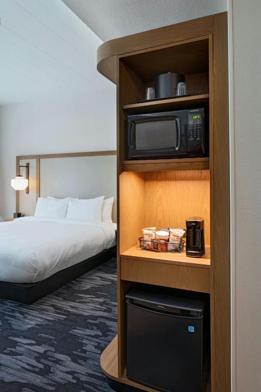 Fairfield Inn and Suites by Marriott St Louis Downtown photo