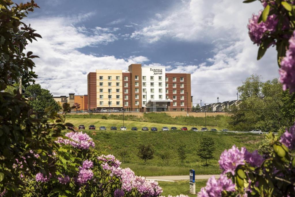 Fairfield Inn & Suites by Marriott Pittsburgh North/McCandless Crossing photo