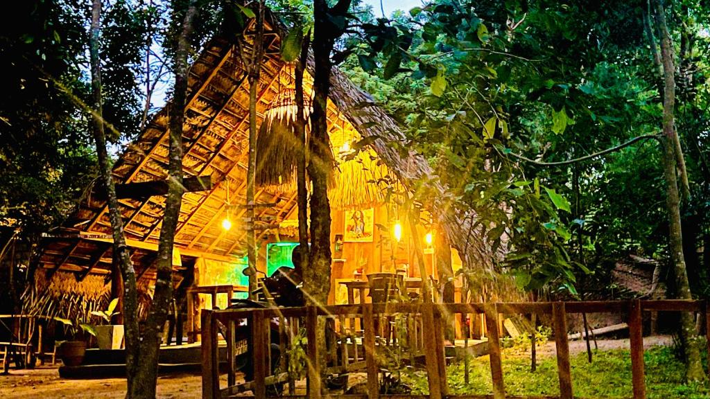 Zahrada ubytování Jungle Host Hostel And Tree House