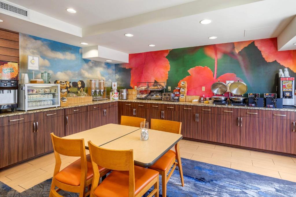 Fairfield Inn Myrtle Beach North photo