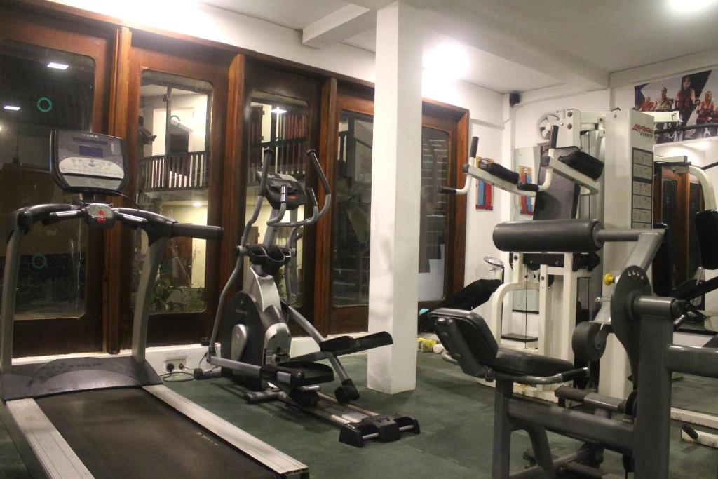 Fitness centrum a/nebo fitness zařízení v ubytování Hotel Sunray