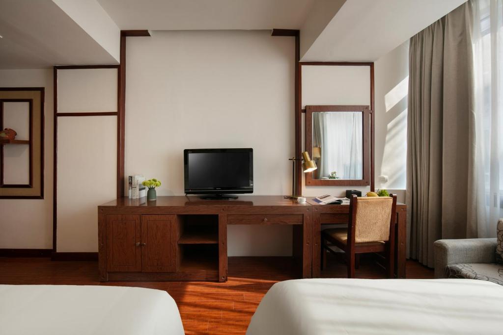 Suite Gia Đình