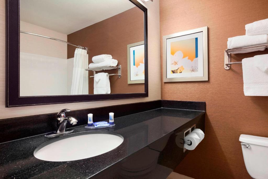 Fairfield Inn & Suites Lansing West - Habitación Queen Con Dos Camas Queen