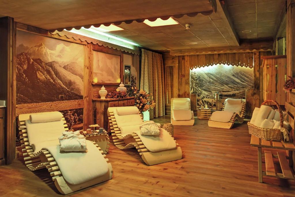 Posezení v ubytování Relais Du Foyer