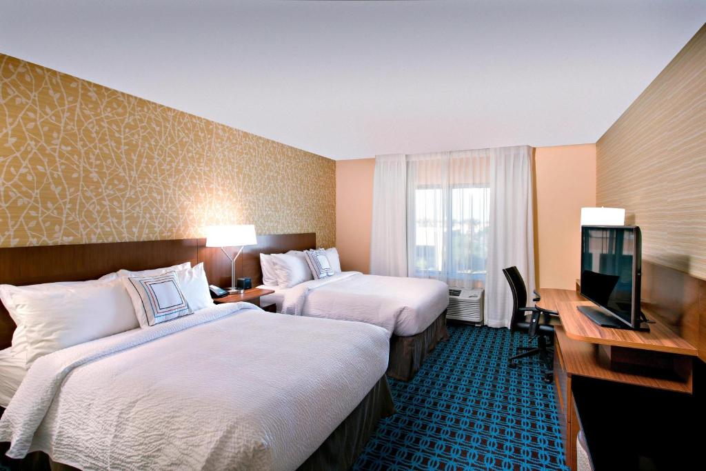 Fairfield Inn & Suites by Marriott Phoenix Tempe/Airport photo