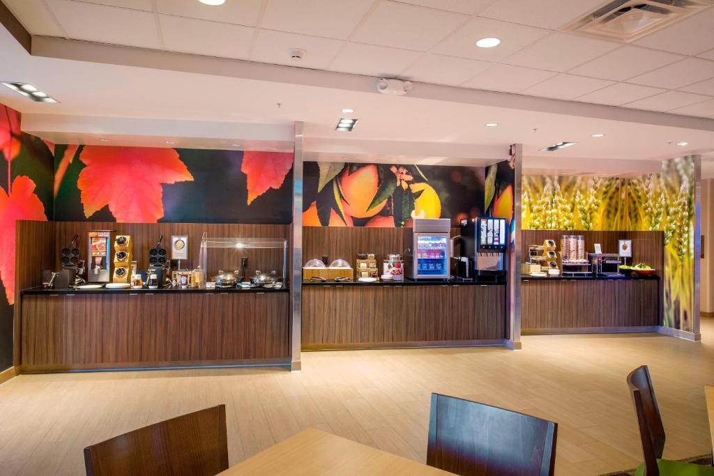 Fairfield Inn & Suites by Marriott Phoenix Tempe/Airport photo