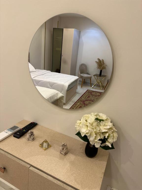 Zdjęcie z galerii obiektu Hapi Pyramids Hotel w Kairze