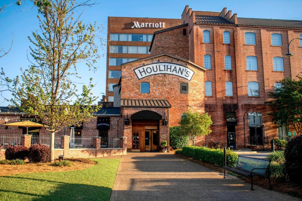 a building with a sign on the front of it at Columbus Marriott in Columbus