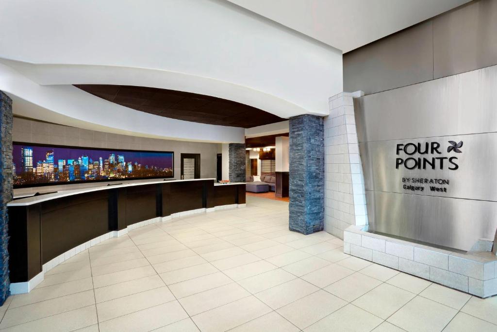 Four Points by Sheraton Hotel & Suites Calgary West - Resim 9