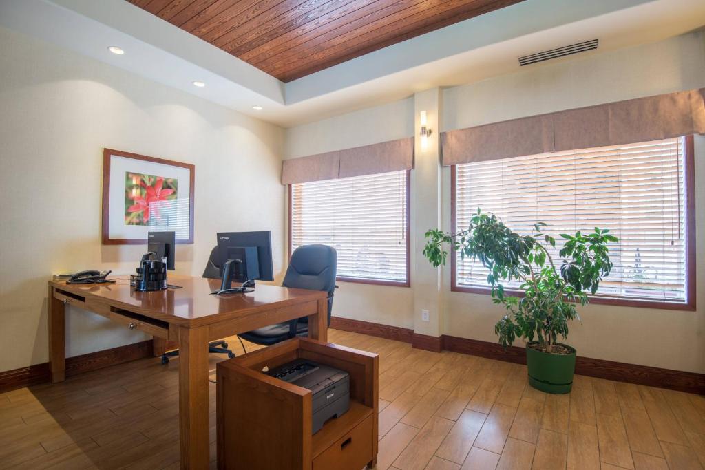 Four Points by Sheraton Saskatoon - Resim 16