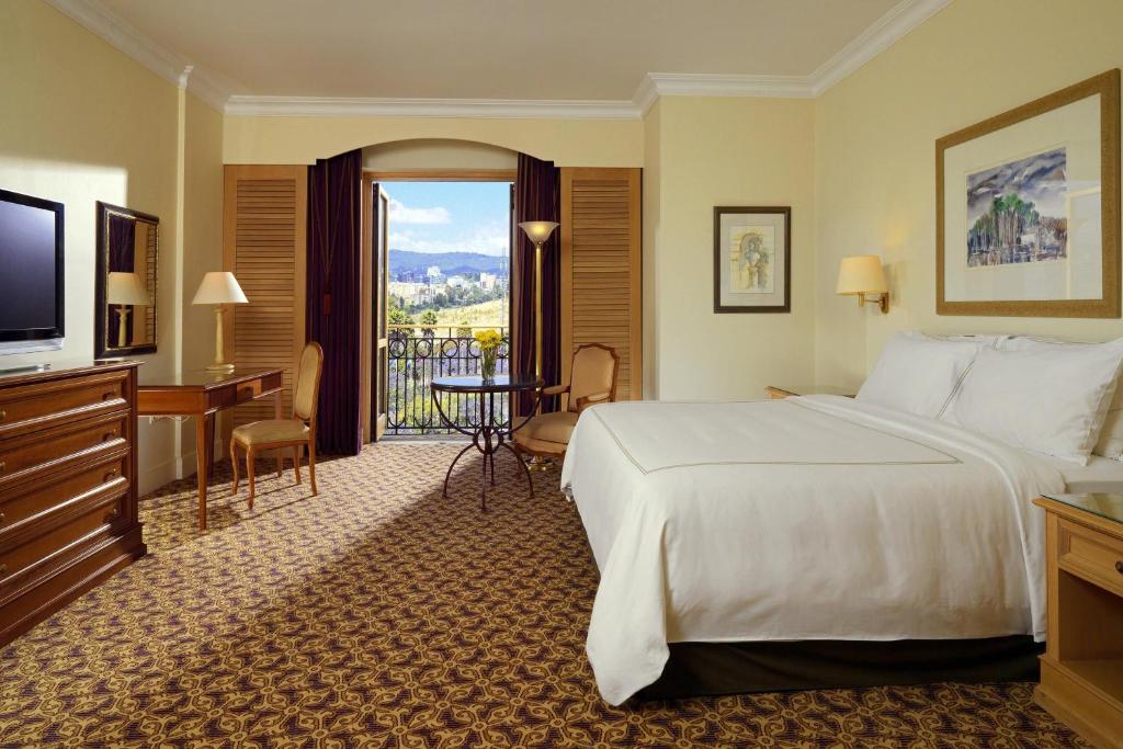 Sheraton Addis, a Luxury Collection Hotel, Addis Ababa photo