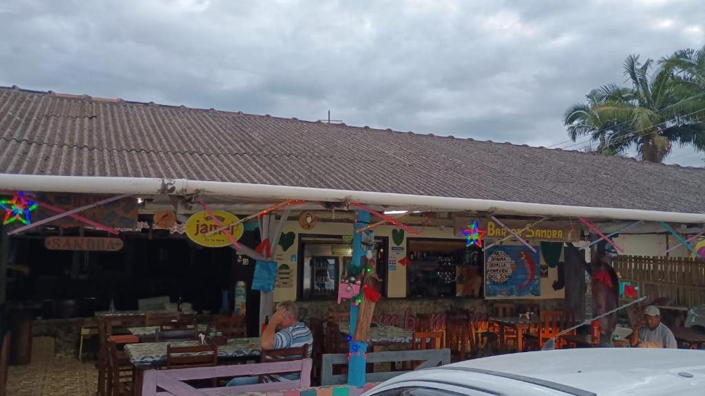 Φωτογραφία από το άλμπουμ του sandras kitnet Bar da Sandra σε Sao Francisco do Sul