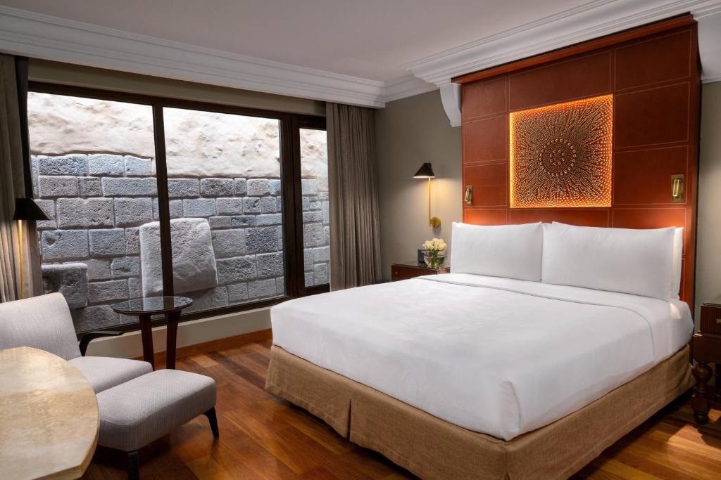 Katil atau katil-katil dalam bilik di JW Marriott El Convento Cusco