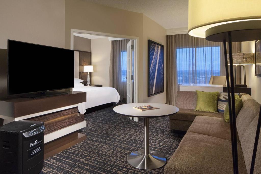 Dallas Marriott Suites Medical/Market Center - 