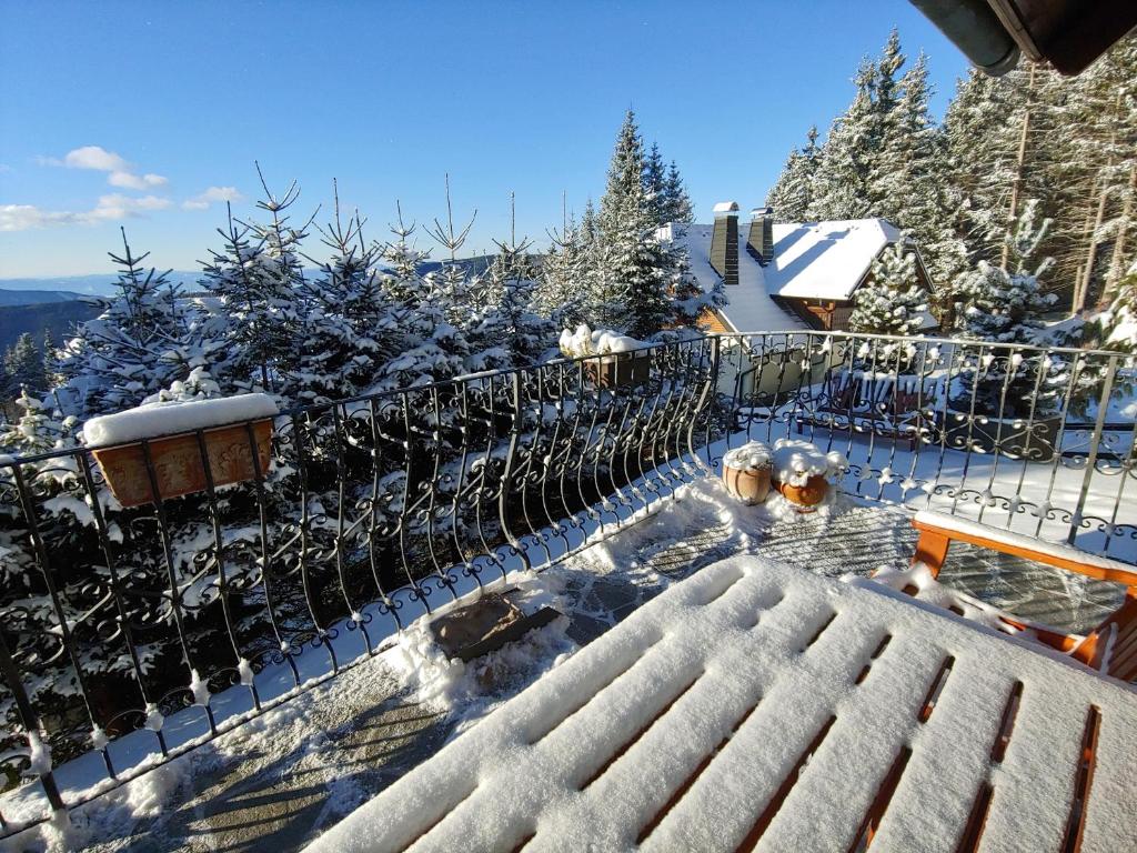 Apartma Escales -naselje Nune-Rogla v zimě