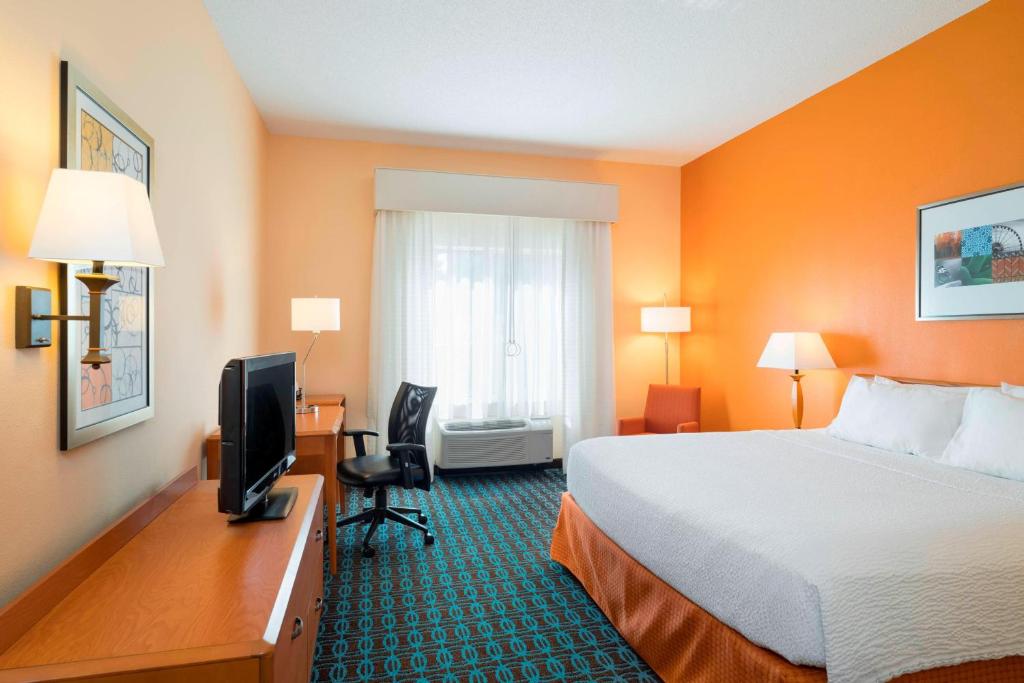 Fairfield Inn & Suites by Marriott State College - Zimmer Mit Kingsize-Bett