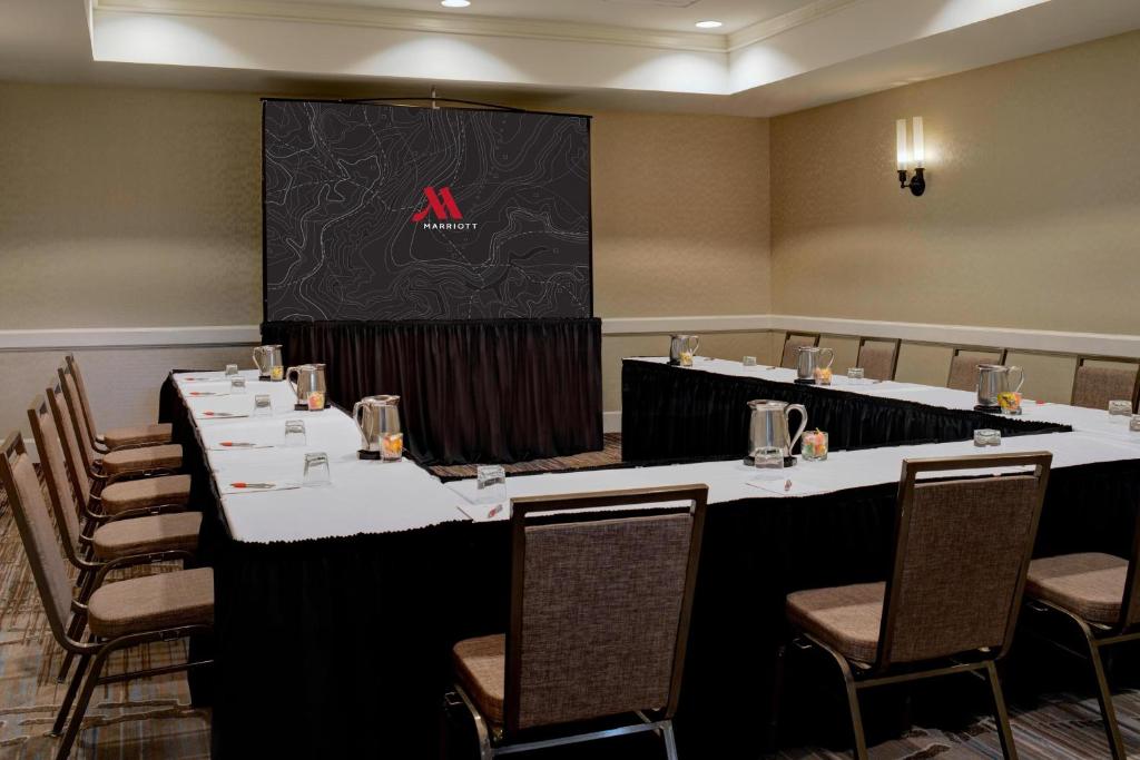 Detroit Marriott Southfield photo