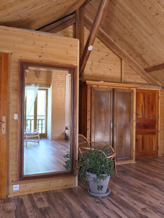 Val d Azur B C - One-Bedroom Suite