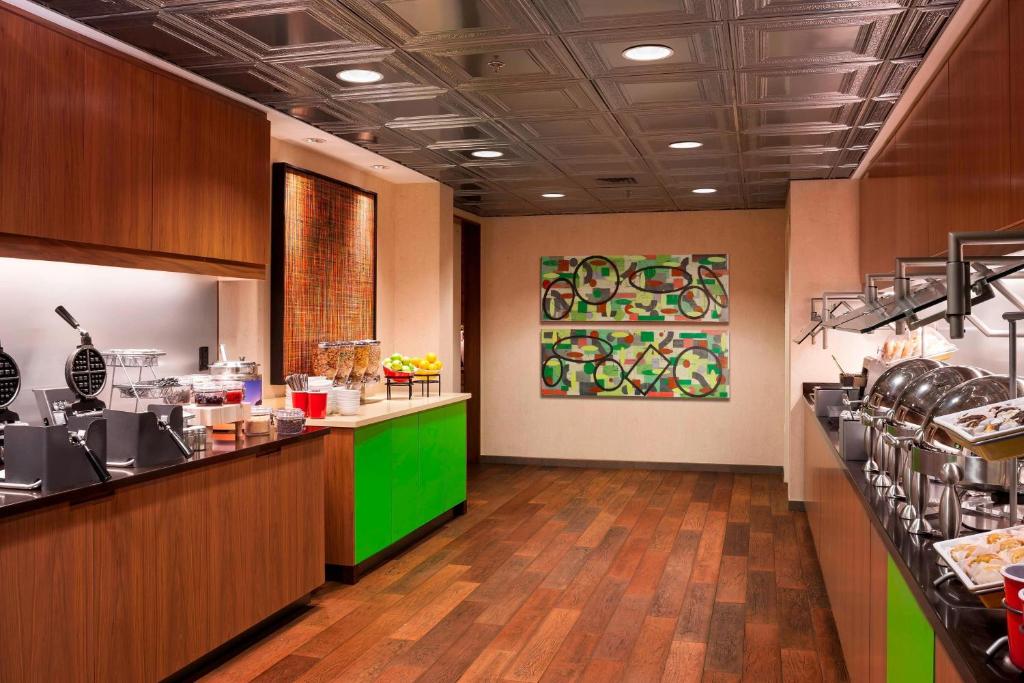 Residence Inn by Marriott Boston Downtown Seaport photo