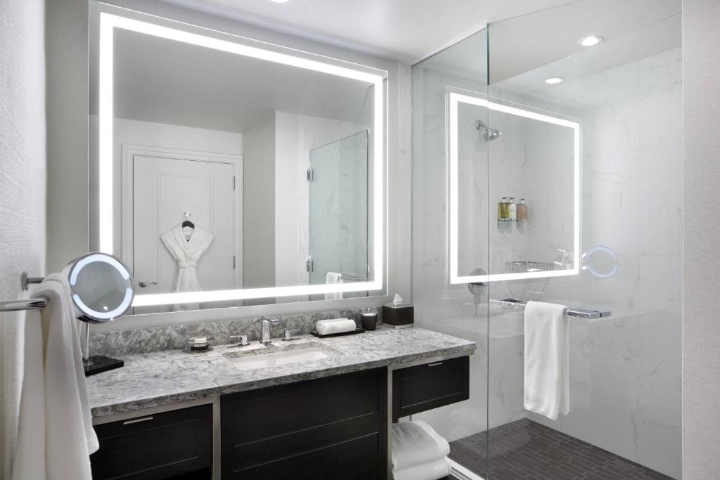 The Gwen, a Luxury Collection Hotel, Michigan Avenue Chicago - 
