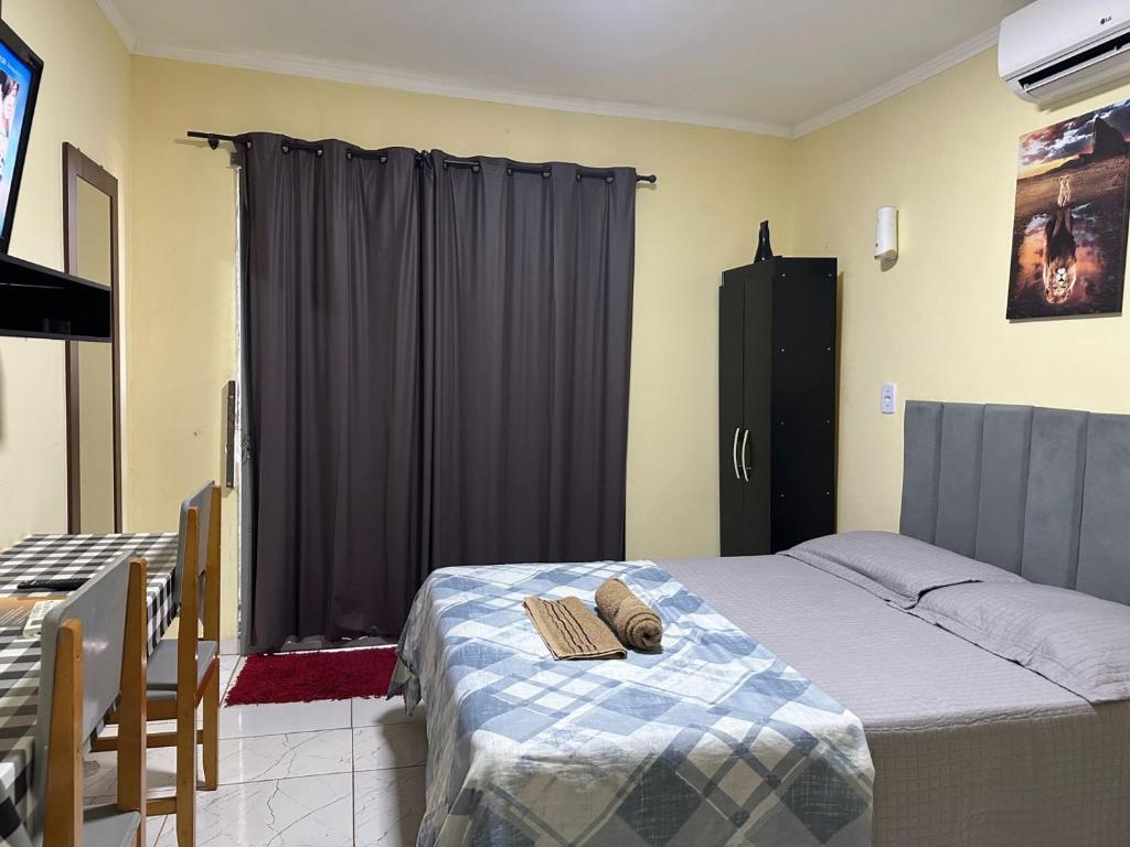 Postel nebo postele na pokoji v ubytování Capim de ouro Quartos Mobiliados a minutos do aeroporto