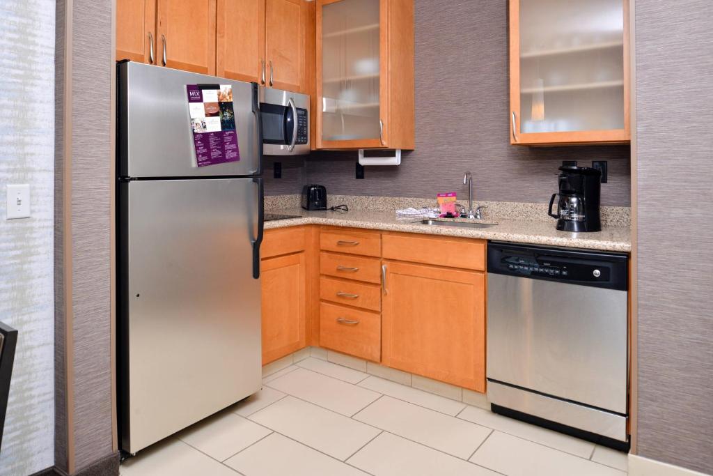 Residence Inn by Marriott Coralville - 1 King Studio, Pas De Canapé, Studio, 1 Roi